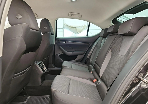 Skoda Octavia cena 95500 przebieg: 83381, rok produkcji 2021 z Wałbrzych małe 407
